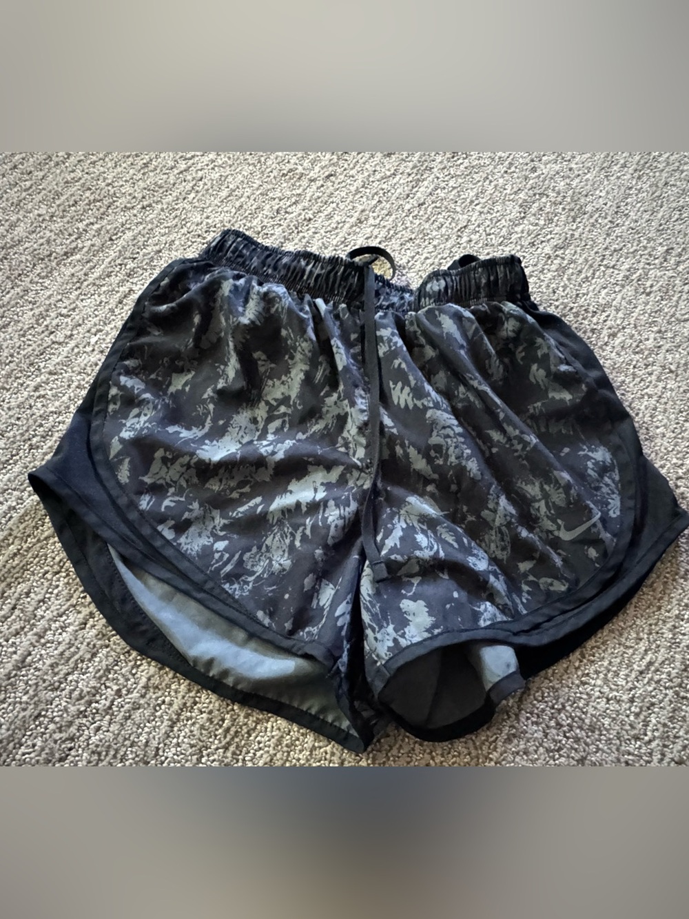 Nike Women's Black Camo Running Shorts S
